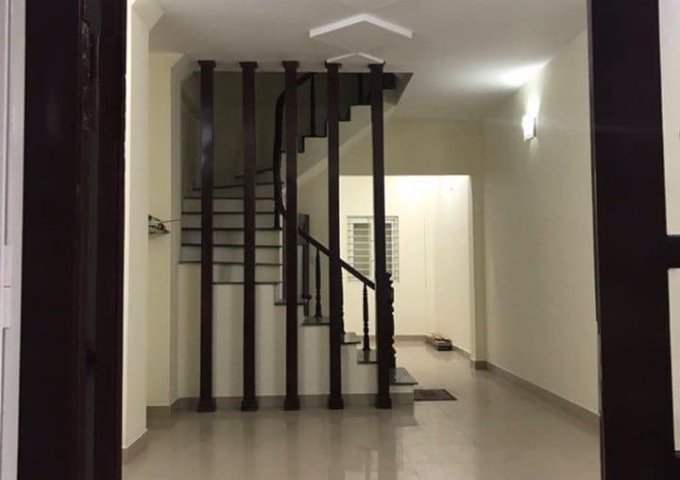 -Nhà 5 tầng còn mới Đẹp cần bán tại Nguyễn Đình Hoàn Cầu Giấy Hà Nội Gía bán : 4,4 Tỷ -Diện tích sổ 45m2
