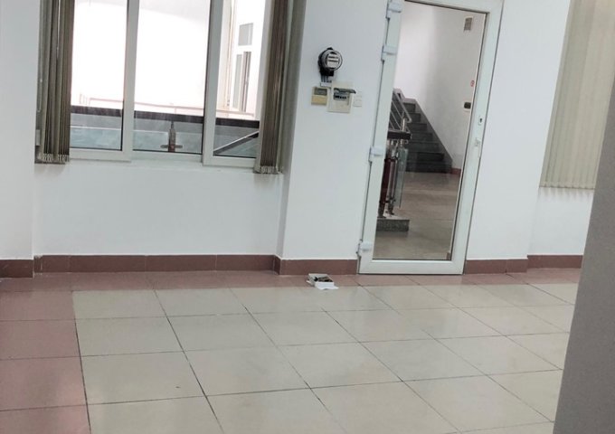 Cho thuê văn phòng tại trung tâm Hải Châu,  Đà Nẵng diện tích 30m2  giá 8 Triệu/tháng