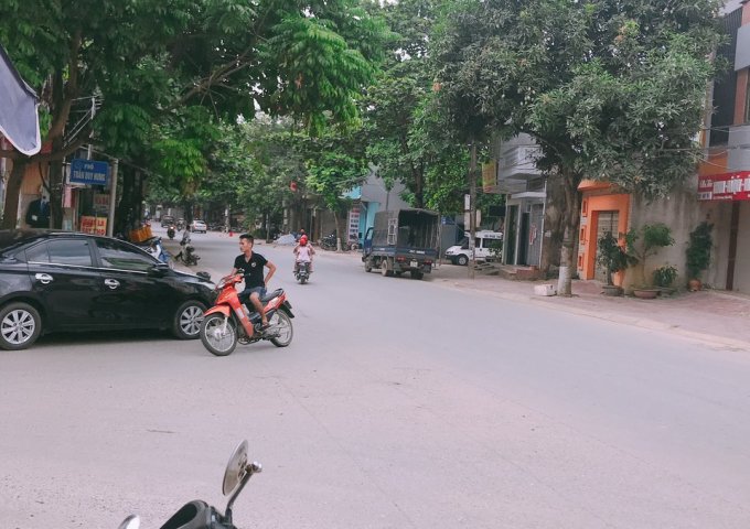 Bán nhà cấp IV số nhà 585 đường Điện Biên, TP Lào Cai, Lào Cai 