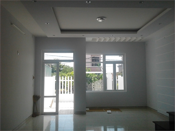 Cho thuê nhà mặt ngõ Nguyễn Xiển, Thanh xuân 54m2, 4 tầng, mặt tiền 4,3m. 