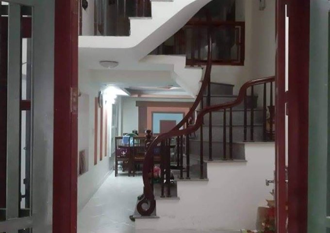 Ngõ 127 Hào Nam 22m - 3.1-  1.65 tỷ