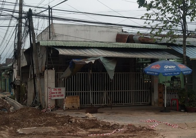 Bán nhà mặt tiền Đường Huỳnh Tấn Phát ( Ngang 5m)