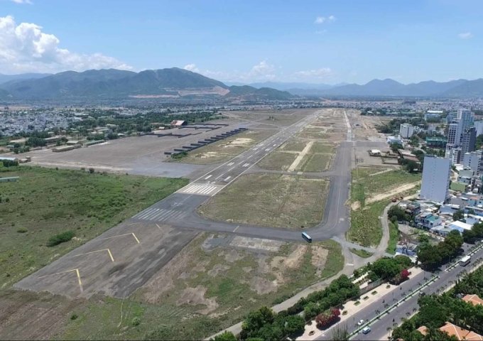 Bán đất nền 3 mặt tiền quy hoạch khách sạn tại Dự án sân bay Nha Trang, Khánh Hòa diện tích 786.03m2  giá 141 Tỷ