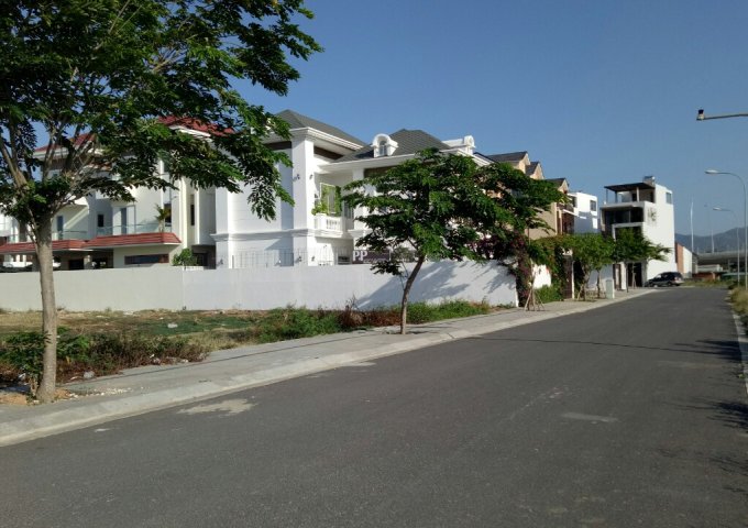 Bán 330m2 đất, mặt tiền 15m Khu đô thị VCN Phước Hải, Nha Trang,  Khánh Hòa giá 12 Tỷ