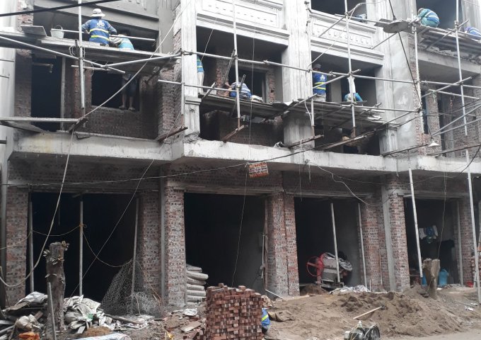 Bán nhà mặt ngõ đường Ngọc Hồi, Tựu Liệt, Thanh Trì, 51 m2 x 5 tầng, ô tô đỗ cửa .