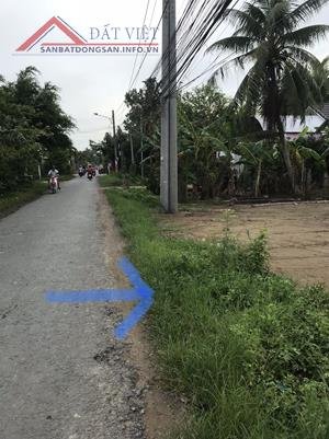 Bán đất mặt tiền đường Nguyễn Văn Nhung ( đường vào Xã Phước Hậu, cạnh công an tỉnh VL) cách đường Phó Cơ Điều 500m.