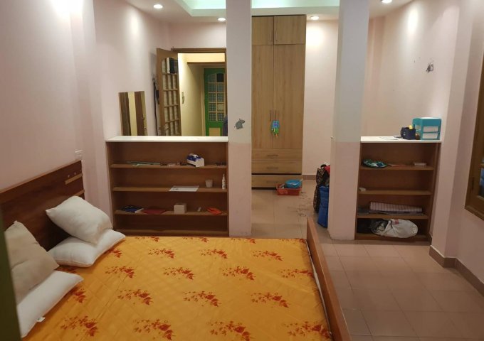 Chính chủ bán nhà 147 Đội Cấn, giấy tờ đầy đủ, đẹp nhất phố Đội Cấn