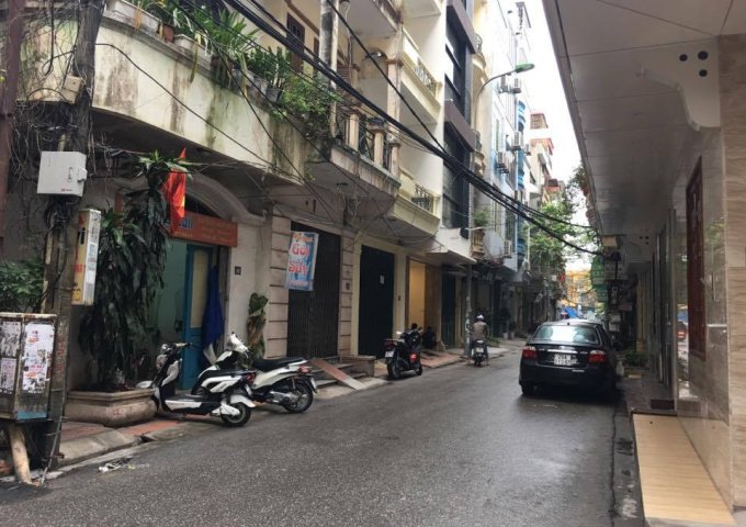 Bán đất ngõ 2 số 52 Giảng Võ, Phường Giảng Võ, Ba Đình, Hà Nội diện tích 71m2 giá 19.8 Tỷ