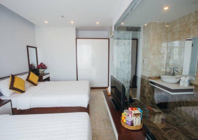 Bán khách sạn Happy Sky tại 19 đường Lê Bình quận sơn trà TP Đà nẵng LH :   0905299337 & 0768468622 