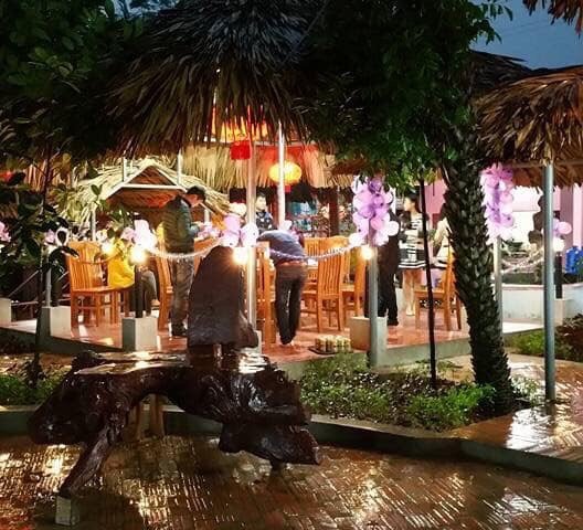 Cho thuê mặt bằng kinh doanh rất đẹp đối diện khách sạn Hương Giang, Vân Phú, Việt Trì, Phú Thọ