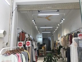 Sang nhượng cửa hàng thời trang nữ tại mặt phố Đông Các, Ô Chợ Dừa, Đống Đa, HN.