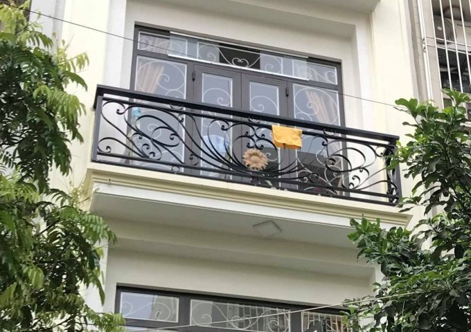 VÒNG XUYẾN LÊ TRỌNG TẤN TỐ HỮU, GIẾNG SEN, LA KHÊ, mới đẹp, 50m 5t 4.5m giá 5 tỷ