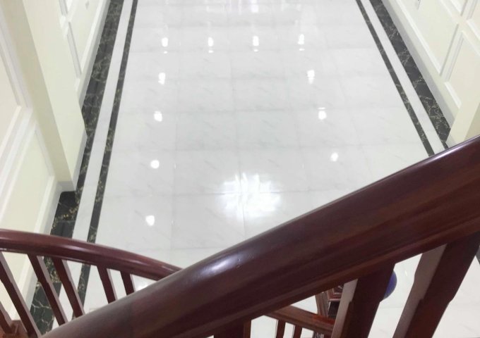 VÒNG XUYẾN LÊ TRỌNG TẤN TỐ HỮU, GIẾNG SEN, LA KHÊ, mới đẹp, 50m 5t 4.5m giá 5 tỷ