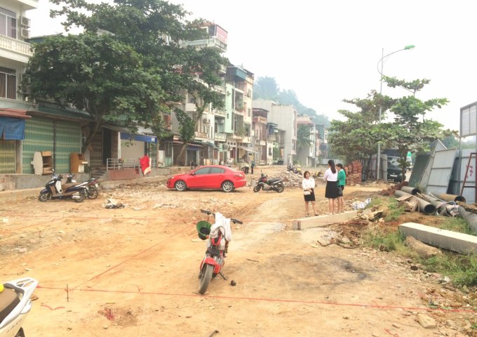  Bán nhanh 3 lô đất vị trí ngay sát khách sạn Sapaly, nơi giao thương sầm uất nhất cửa khẩu Lào Cai