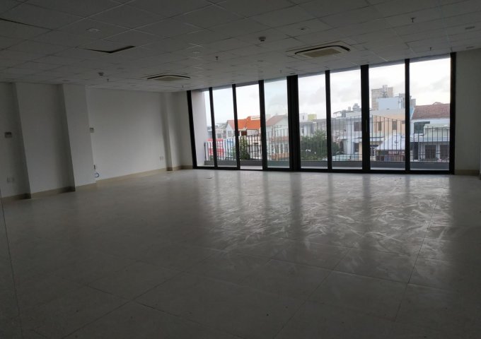 Cho thuê văn phòng 80 m2 gần đường 2 tháng 9, tòa nhà mới, Liên hệ: 0942326060 - gặp Thủy.