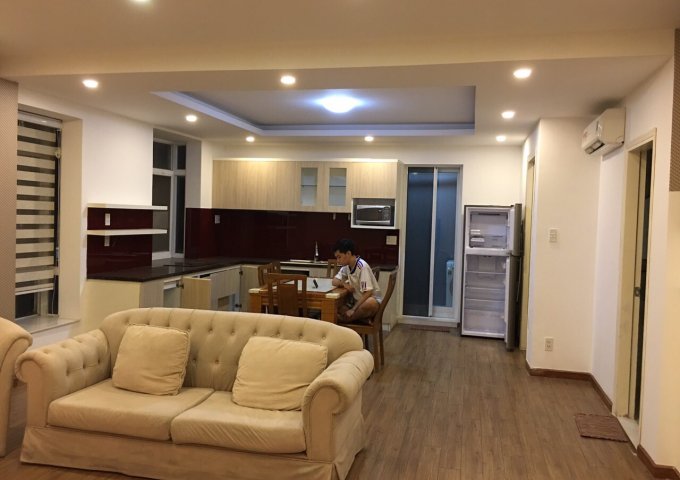 Xuất cảnh bán gấp penthouse Phú Mỹ Hưng, DT 275 m2 giá tốt  LH: 0918360012
