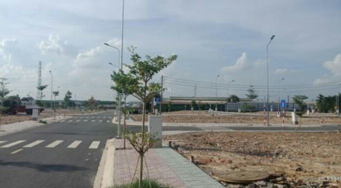 Đất nền liền kề siêu thị AEON trên đường ĐT743 trung tâm TP Thuận An 600tr SHR