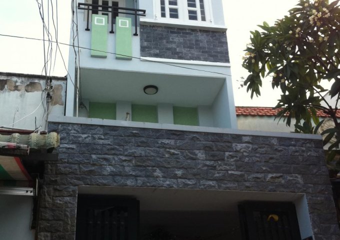 Bán gấp căn nhà 2 lầu có sổ chính chủ đường Nguyễn Trung Trực, 90m2