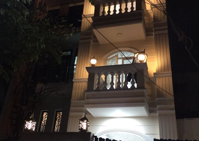 Bán nhà 4 tầng CHÍNH CHỦ tại quận Phú Nhuận, TP. Hồ Chí Minh