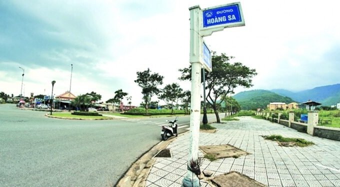 Bán đất đường Trần Thuyết, cách biển Mỹ Khê chỉ vài bước chân, nằm dọc đường lên chùa Linh Ứng