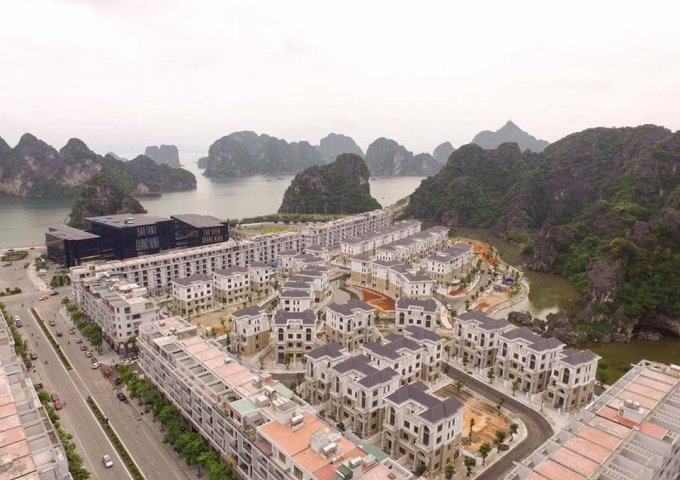 Bán gấp căn biệt thự sát biển 300m2 khu đô thị Mon Bay Hạ Long, Quảng Ninh