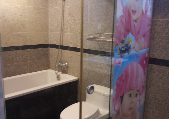Chủ nhà bán gấp căn hộ 2PN Phú Hoàng Anh 88m2 giá 2 tỷ có sổ hồng, có nội thất.LH: 0903388269