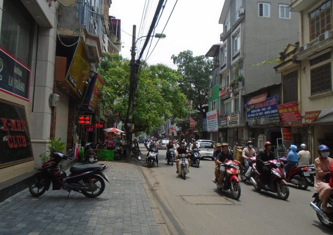 Bán nhà mặt phố 394 đường La Thành, phường Ô Chợ Dừa, Đống Đa, Hà Nội