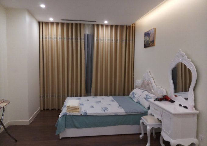 0936 575 862 Cho thuê căn hộ Imperia Garden - 203 Nguyễn Huy Tưởng 130 m2 - 3 phòng ngủ đầy đủ nội thất đẹp - sang trọng, giá 16 triệu/tháng.