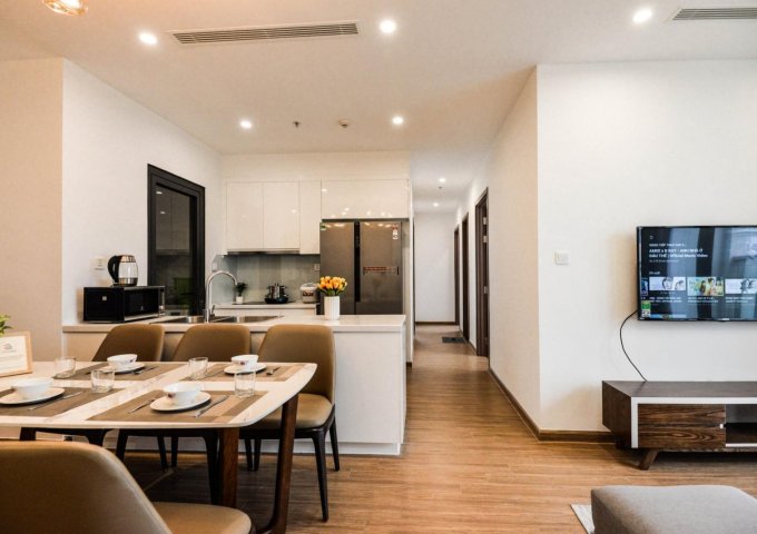 Cho thuê căn hộ cao cấp 3 phòng ngủ full đồ tại Vinhomes Sky Lake Phạm Hùng