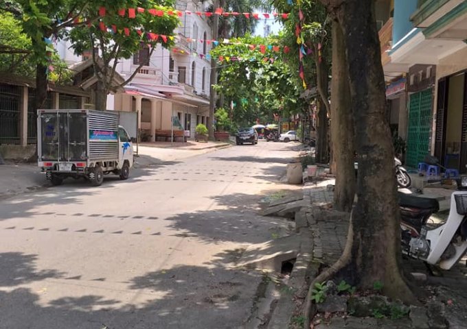 Bán nhà nghỉ đang hoạt động kinh doanh tốt Số nhà 35 , khu 3 Vân Cơ, TP Việt Trì , Phú Thọ