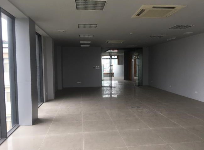 Cho thuê văn phòng đẹp y hệt trong hình tại phố Chùa Láng, Láng Thượng , 100m2 giá 240.000/m2, L/h: 0389899961