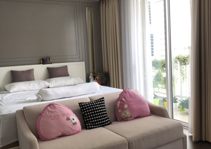 Bán căn hộ Novaland đường Hồng Hà với DT 150m2 FULL NT  3PN giá 7.8 tỷ, có sổ hồng, view Đông Bắc.