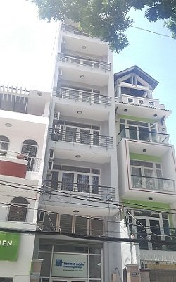 Cho thuê nhà mặt tiền Phan VĂn Trị, Bình Thạnh, 4x20m, 5 lầu có thang máy, 50 triệu/tháng