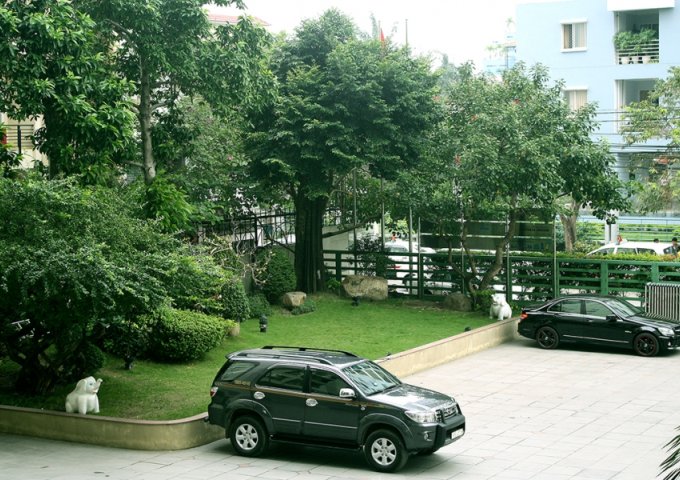 Bán CC Nguyễn Văn Đậu, 120m2 2PN NTCB, giá chốt 4.2 tỷ có thương lượng cho khách thiện chí balcon view Botanic