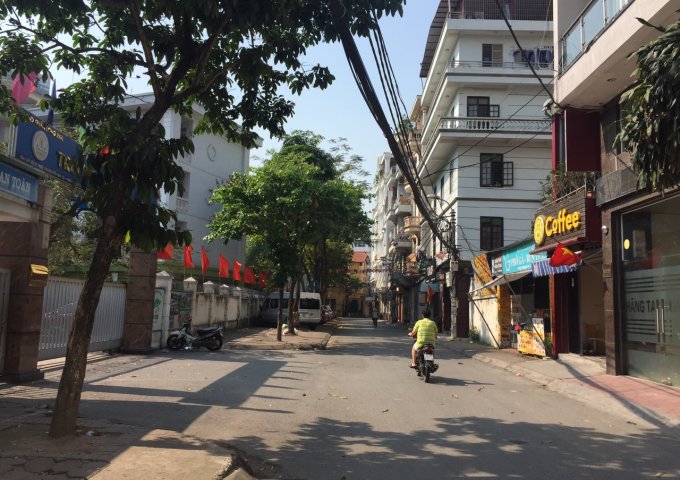 Vị trí phố Ngọc Lâm, khu chỉ mua chứ không bán, 49m2, 4,5 tỷ