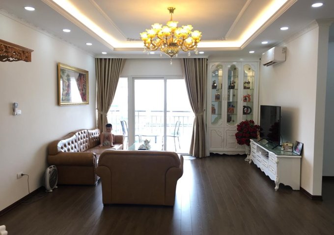 Căn hộ Chung cư M5 Nguyễn Chí Thanh 149m² 3PN nhà đẹp cần bán gấp