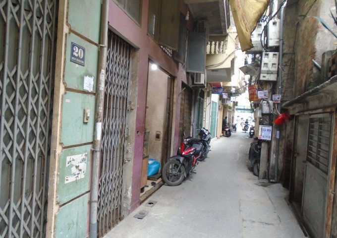 Bán nhà tại số 16 ngõ 281 đường Trần Khát Chân quận Hai Bà Trưng Hà Nội