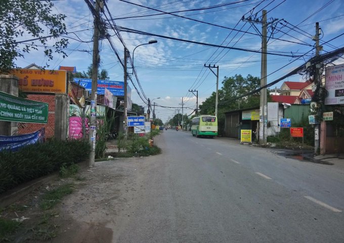 Bán nền đất ngay trạm y tế xã Hưng Long, h. Bình Chánh, Dt 5x21m