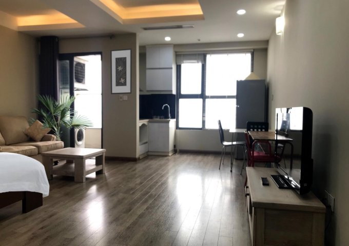 Cho thuê căn hộ 1 phòng ngủ, nội thất đầy đủ Vinhomes 54A Nguyễn Chí Thanh, LH: 0845488622
