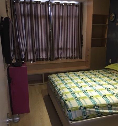 Mình cần cho thuê lại 1 phòng ngủ tại căn hộ Phú Hoàng Anh, đầy đủ nội thất giá 5 triệu/tháng
