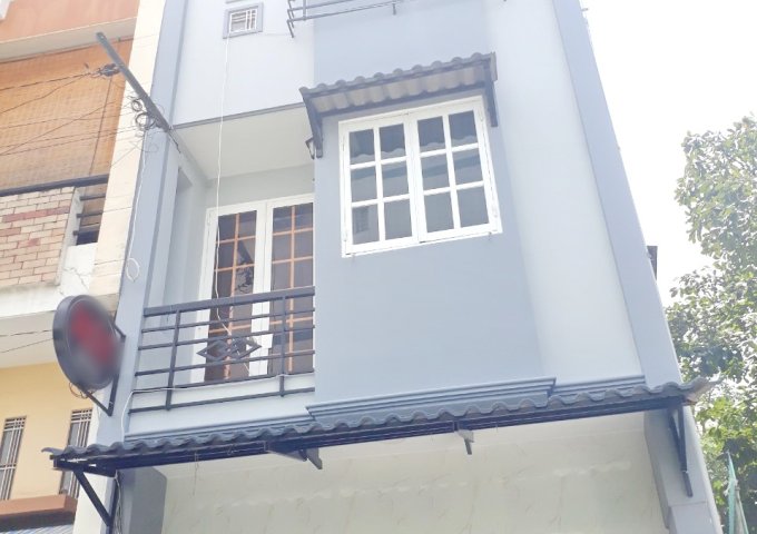 Cho thuê nhà 2 lầu hẻm xe hơi 137 Âu Dương Lân Phường 3 Quận 8