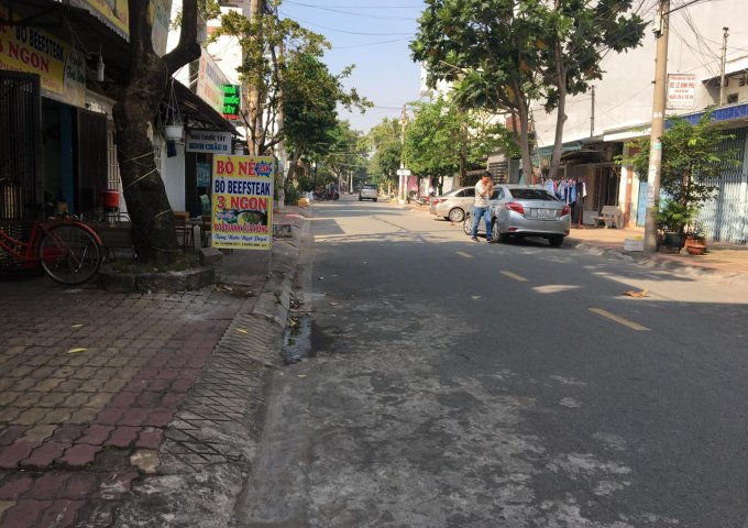 Nhà đường 4 Phước Bình, cách Đỗ Xuân Hợp 20m