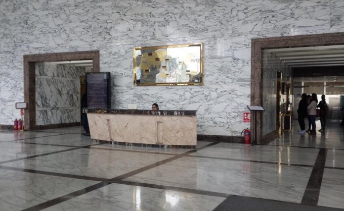 Ban quản lý cho thuê tòa nhà Charmvit Tower, 117 Trần Duy Hưng, Trung Hoa, Cầu Giấy, Hà Nội . LH:0337891082 Giá: 300k/m2