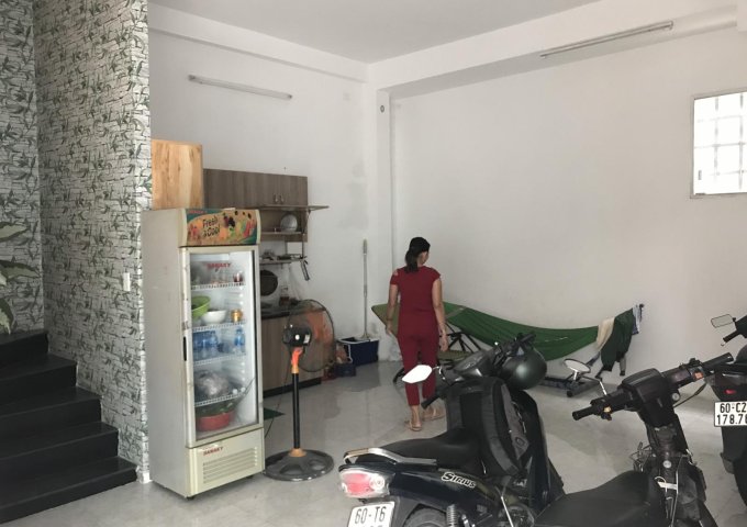 Nhà nghỉ 2mặt tiền 1trệt 3lầu đường Nguyễn Ái Quốc 6x22m / 6,2tỷ