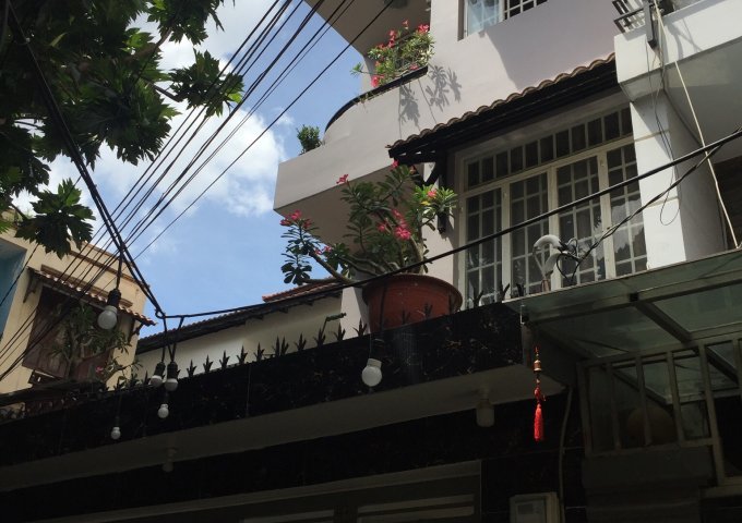Bán nhà độc nhất đường Phạm Văn Hai, Tân Bình. Giá 8 tỷ