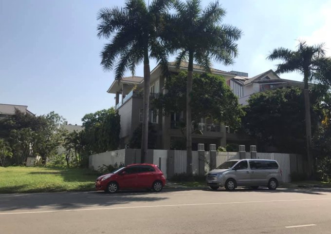 Cần bán gấp biệt thự tự xây Nam Đô Phú Mỹ Hưng Quận 7. Diện tích 414m2 giá 48 tỷ ,LH : 0942443499