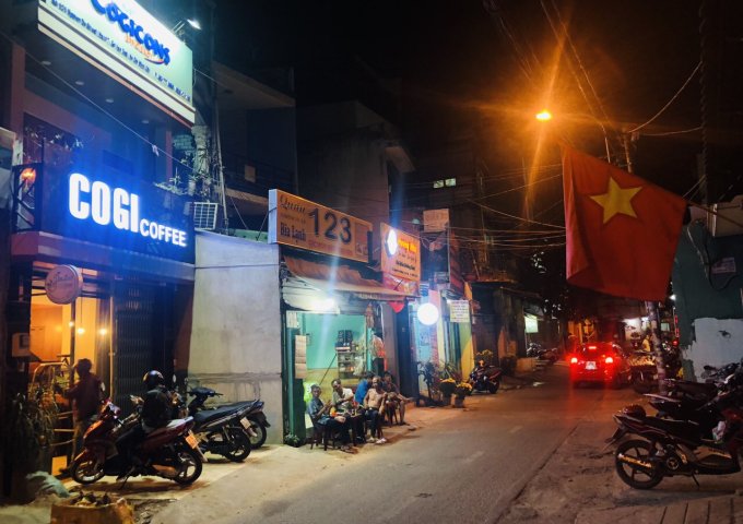  Cho thuê căn hộ dịch vụ mặt tiền  Nguyễn Văn Đậu, P11,Bình Thạnh. 450 triệu/tháng LH 0908636184