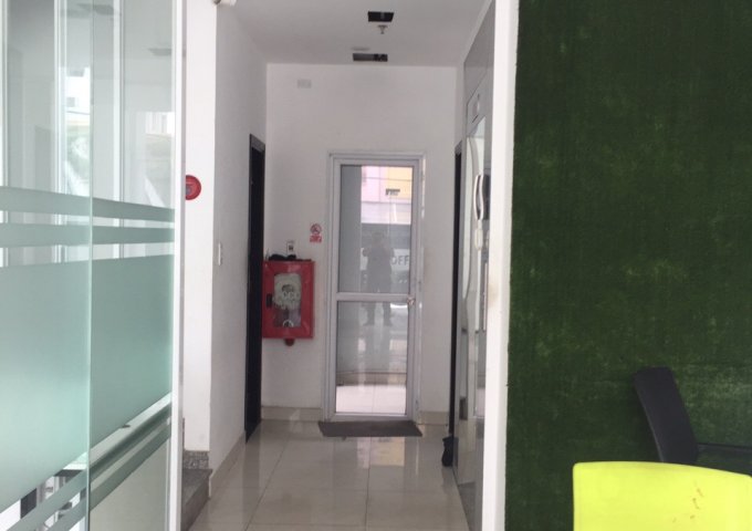 Toà nhà cho thuê văn phòng nhỏ trệt 8m2 ở Bình Thạnh làm VPDD