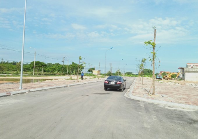 Bán đất mặt đường QL18 Phả Lại 