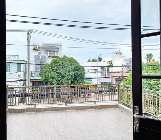 Nhà mặt tiền cực đẹp đường Huỳnh Tấn Phát, P. Tân Phú, Q7